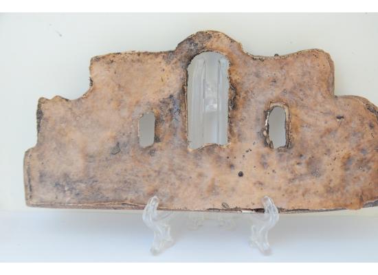 مجسم  رخامي  لبوابة  مدينة جرش مع قاعدة رخامية